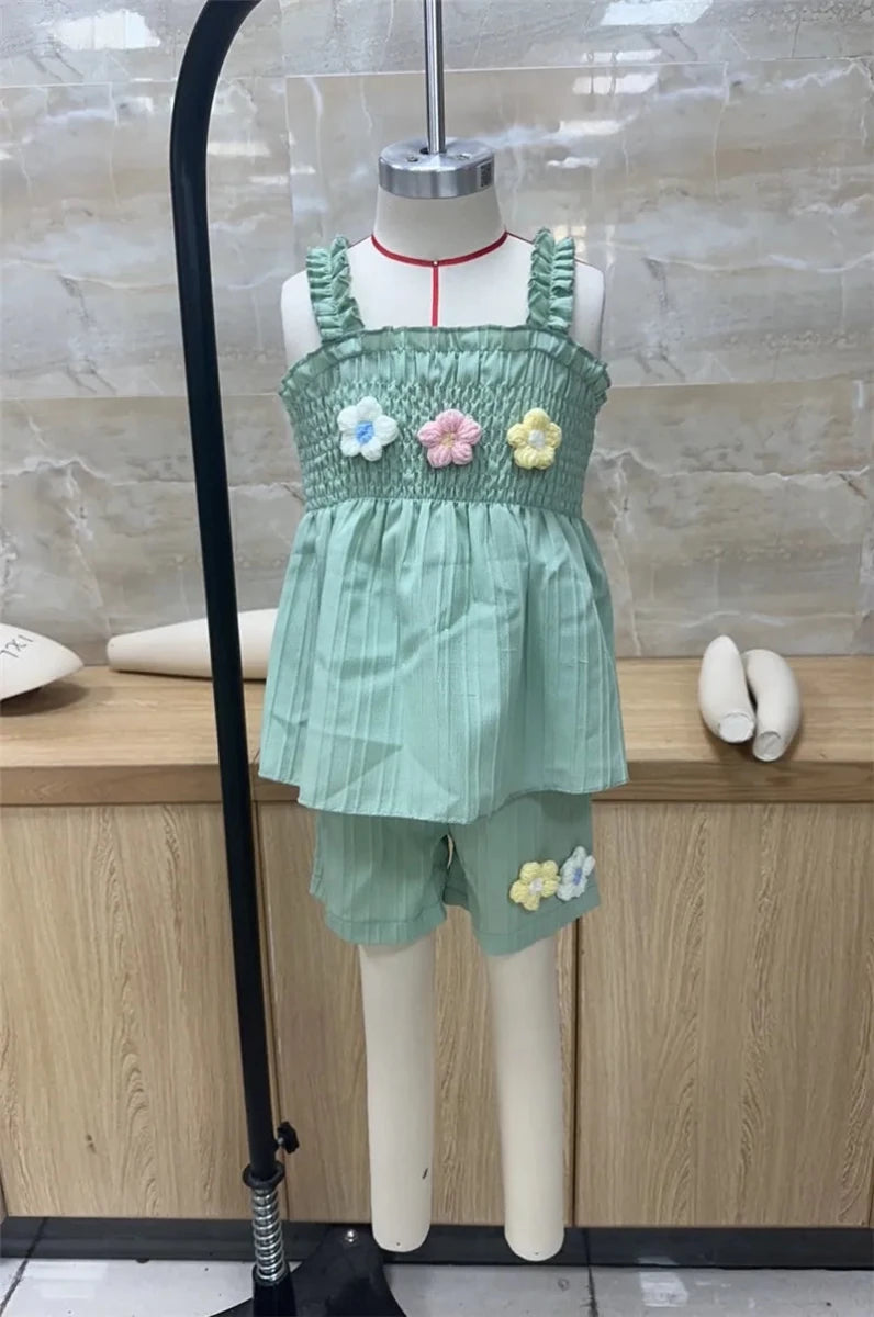 0-4years Baby Girl Summer Outfit 3D Flower Design Ruffled Trim Smocked Sleeveless Tops and Shorts 2 Pcs Set for Toddler girls - Mom & Kids