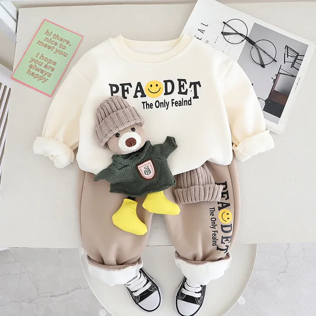 Boys' Winter Plush Thickened Sweater Two Piece Set baby clothes (Available)