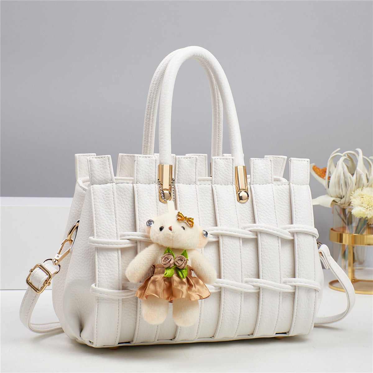 New Anti-scratch Women's Bag Fashion Hand-woven Handbag Shoulder Bag