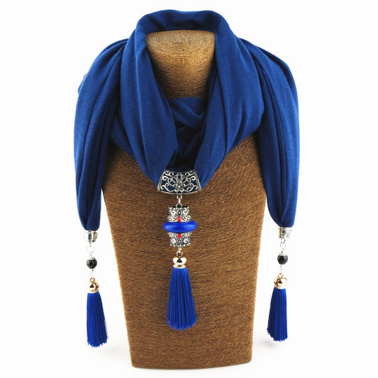 Pendant Scarf - Style 12