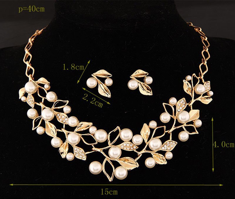 Temperament necklace earrings set