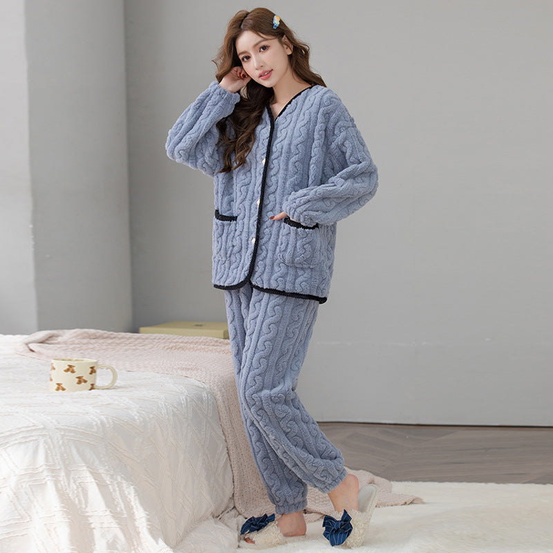 Spring And Autumn Coral Fleece Pajama Set
