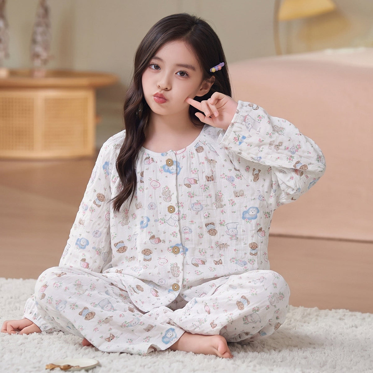 Cartoon Cute Style Girls Pajama Set with Cloud Pattern, Cotton Homewear for Spring and Autumn, Long-Sleeve Top and Long Pants, Lightweight Kids Pajamas