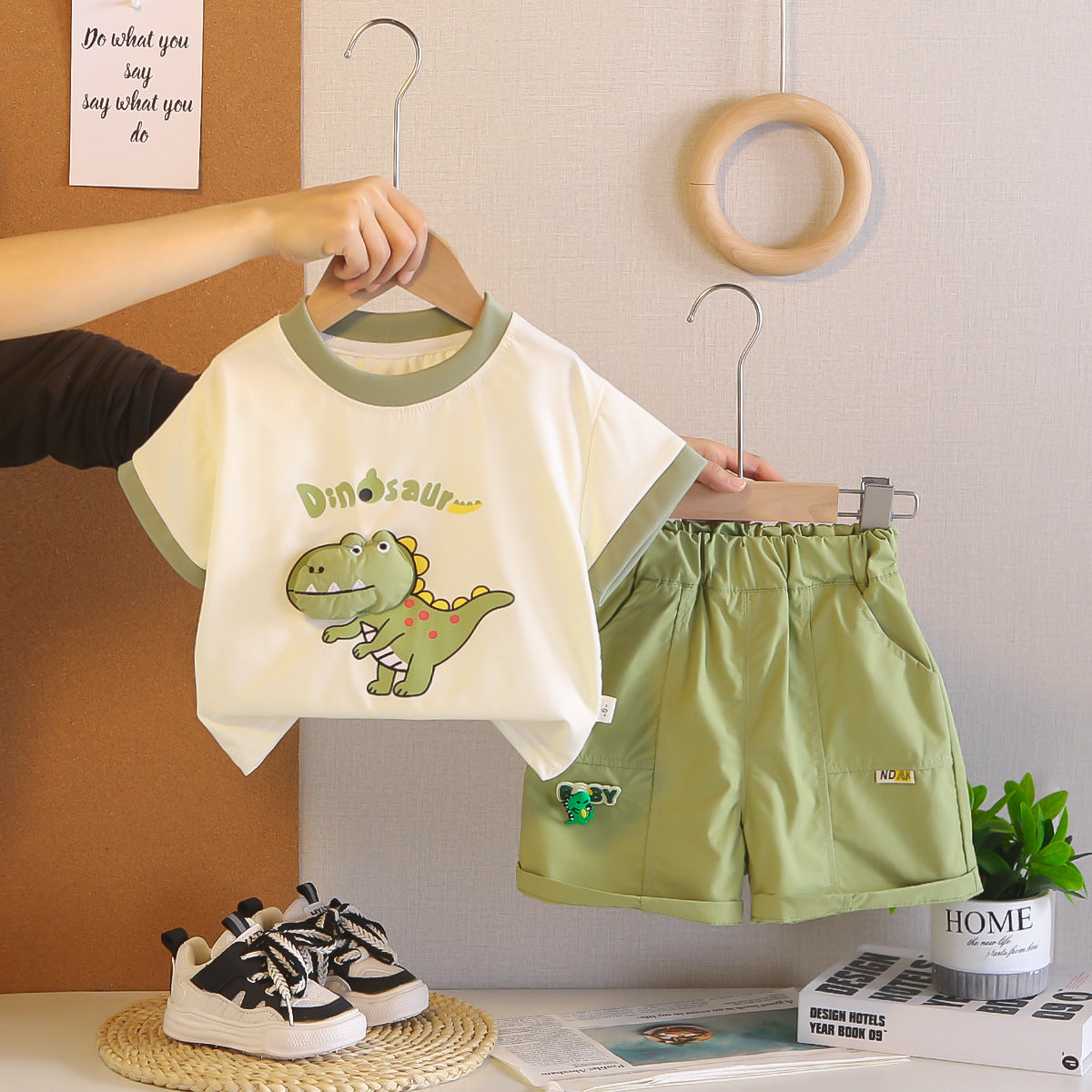 Boys' Summer Outfit Dinosaur Round-Neck Short-Sleeve Set New Stylish Baby Summer Two-Piece Shorts Set Trendy