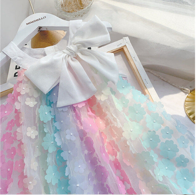 Girls sleeveless dress 2025 summer new color 3D flower skirt children's bow princess skirt (Available)