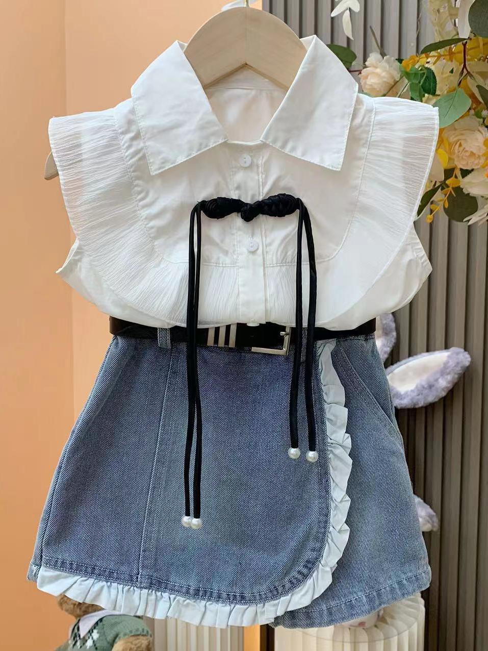 Girls princess style suit 2025 summer new baby girl flying sleeve shirt + denim lace skirt pants two-piece suit