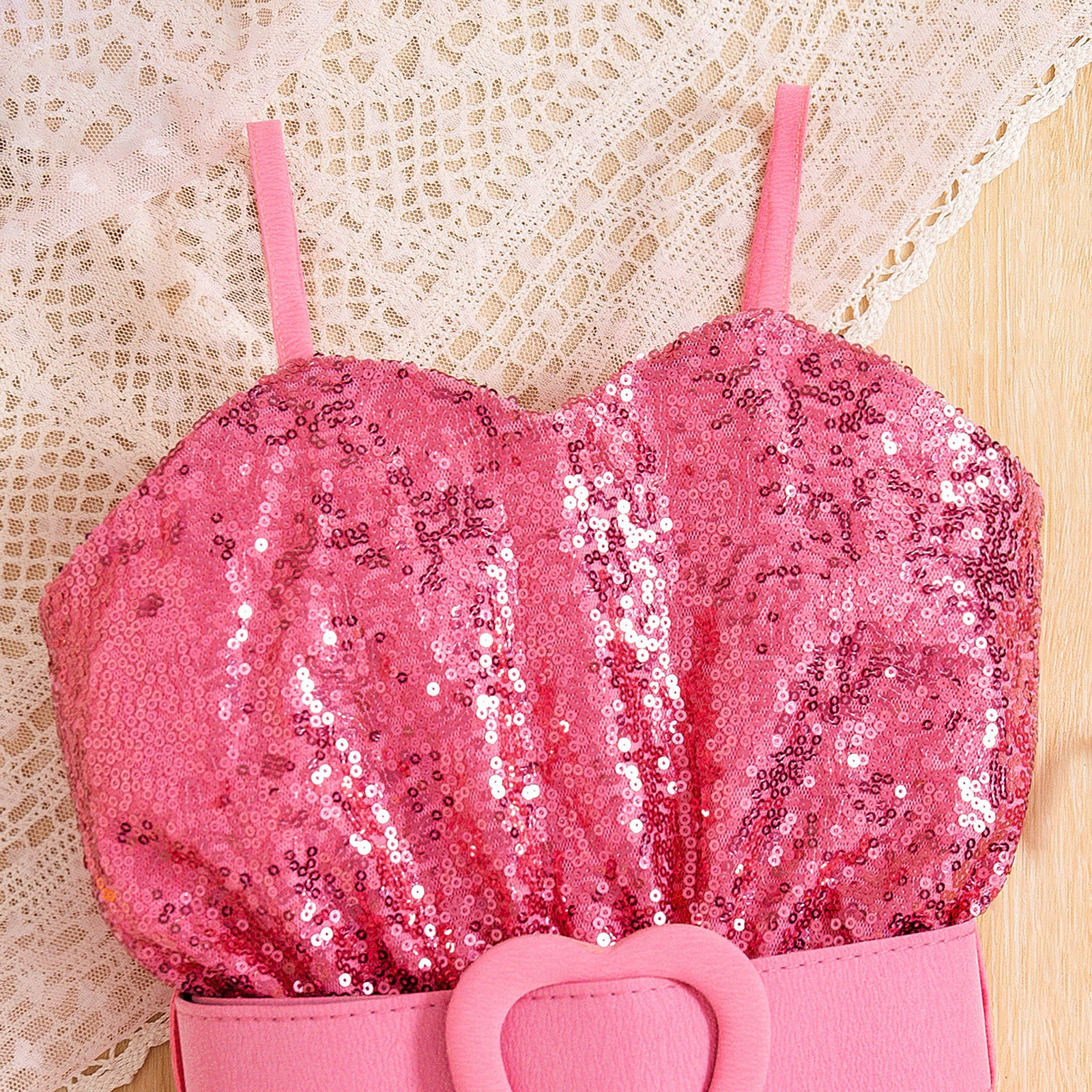 summer girls dress for small and medium-sized children with suspenders