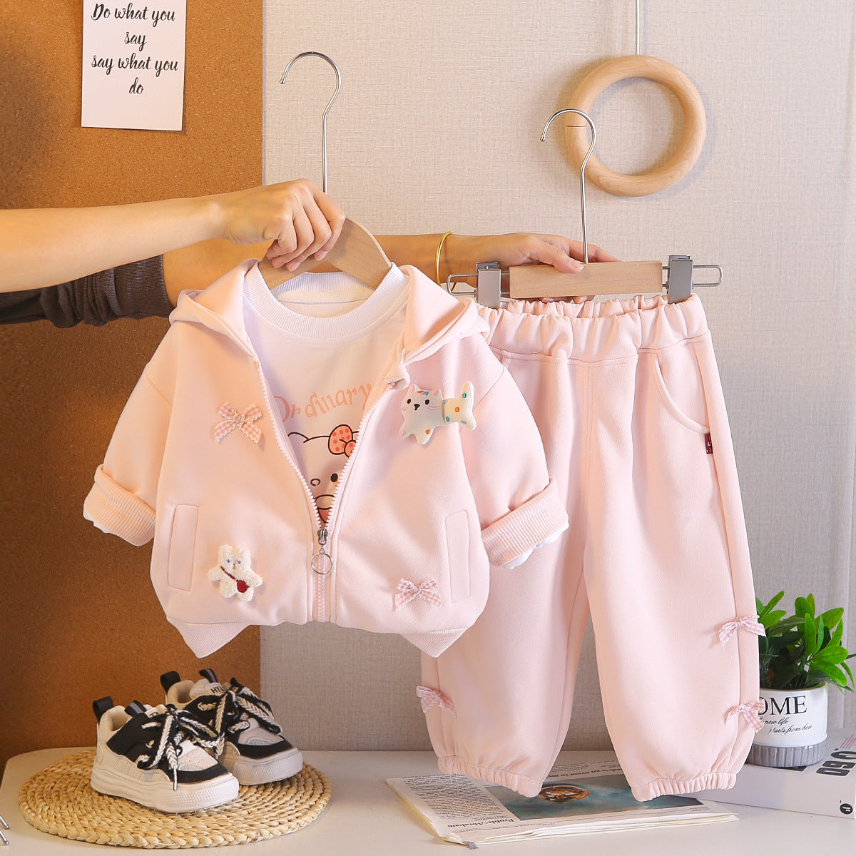 2026 New Style Girls' Spring and Autumn Outfit, Children's Stylish Hooded Long-Sleeve Three-Piece Set, Trendy Baby Spring Fashion Wholesale