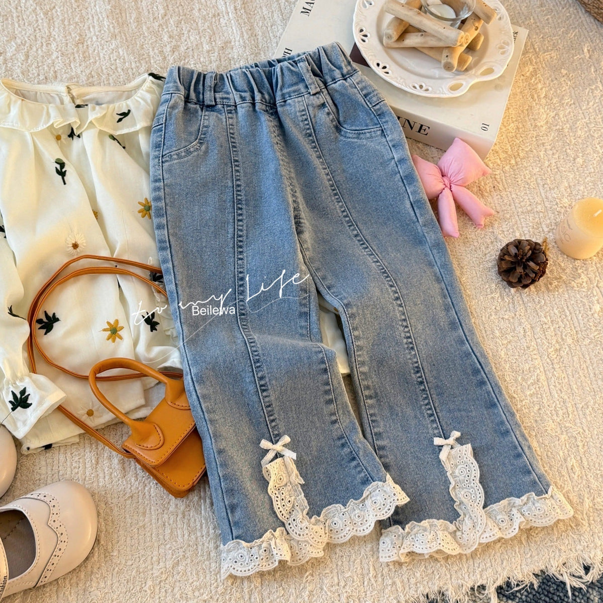 Fashionable Spring New Style Girls' Jeans, Spring Lace-Trimmed Flared Pants, Stylish and Versatile Jeans