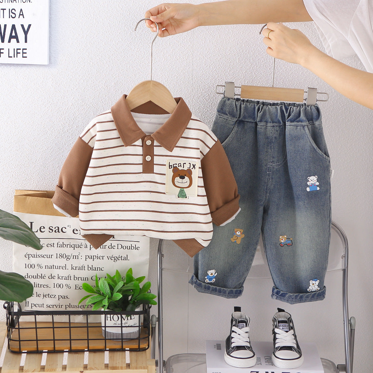 2026 New Boys' Autumn Outfit: Bear Collar Two-Piece Set for Babies and Children, Trendy Fall Clothing
