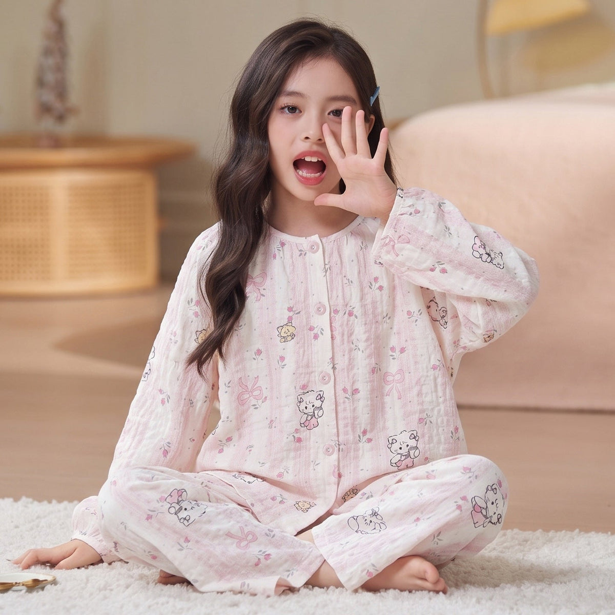 Cartoon Cute Style Girls Pajama Set with Cloud Pattern, Cotton Homewear for Spring and Autumn, Long-Sleeve Top and Long Pants, Lightweight Kids Pajamas