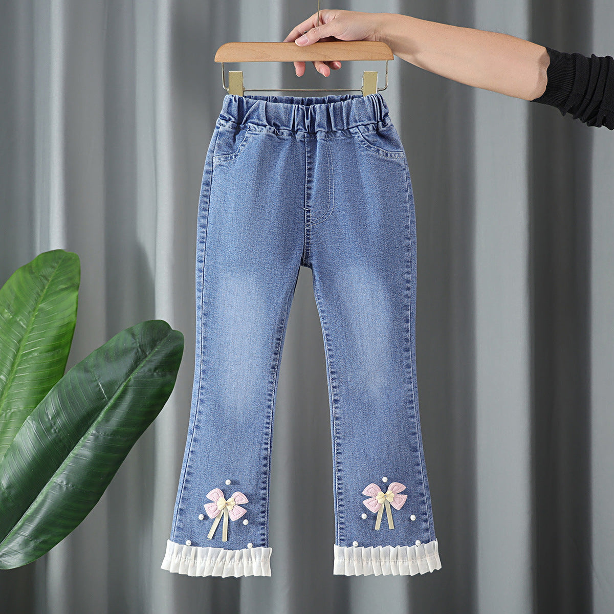 Girls' Bell-Bottom Pants Spring and Autumn 2026 New Style Children's Jeans Trendy Korean Version Casual Pants for Older Kids