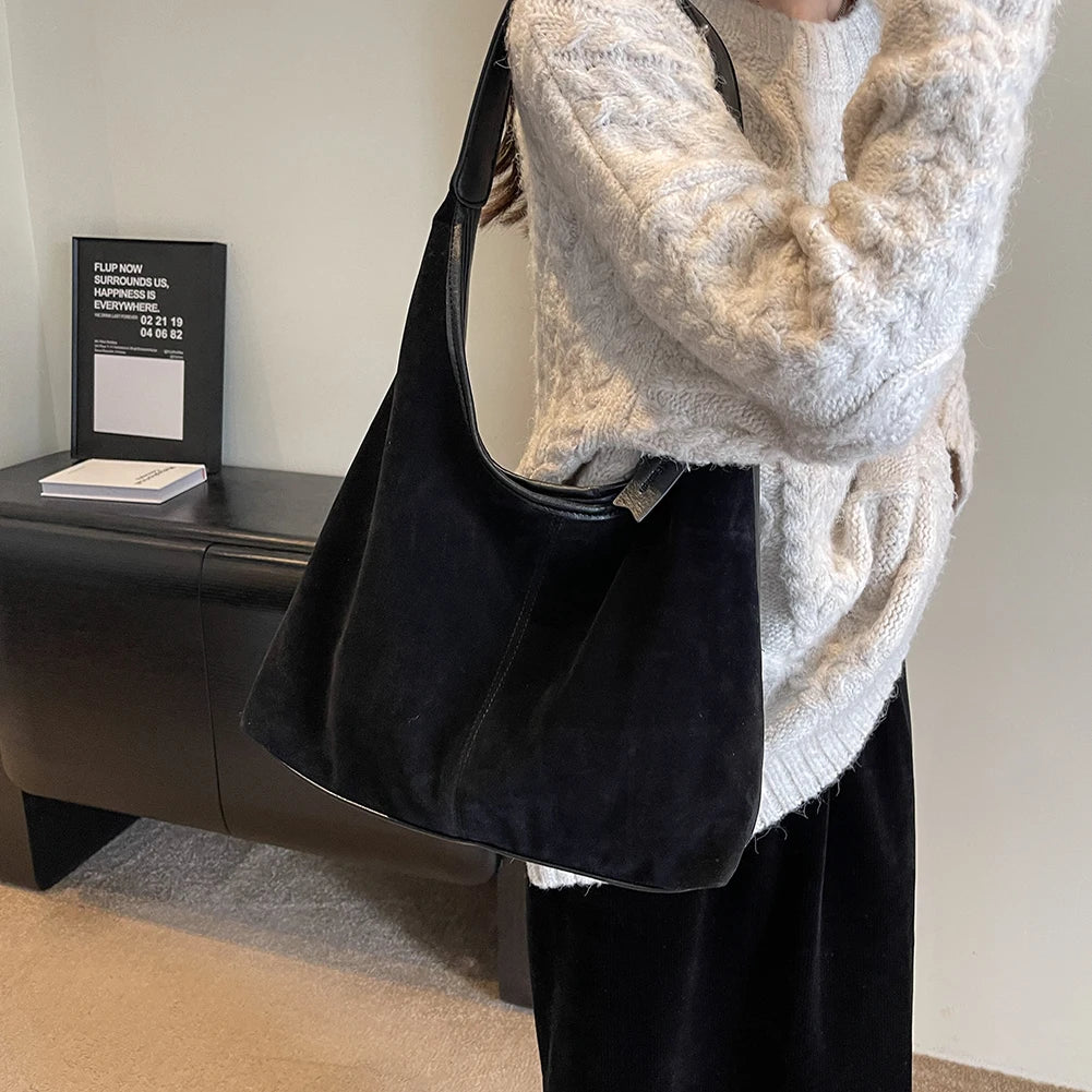 Women's Vintage Shoulder Tote Bag with large capacity, premium PU leather, zipper closure, and elegant everyday design