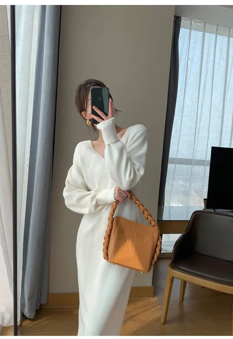 White Women's Dresses  Autumn Winter New V-neck French Style Dresses Vintage Elegant V-neck All-match Fashion Knitted Dress