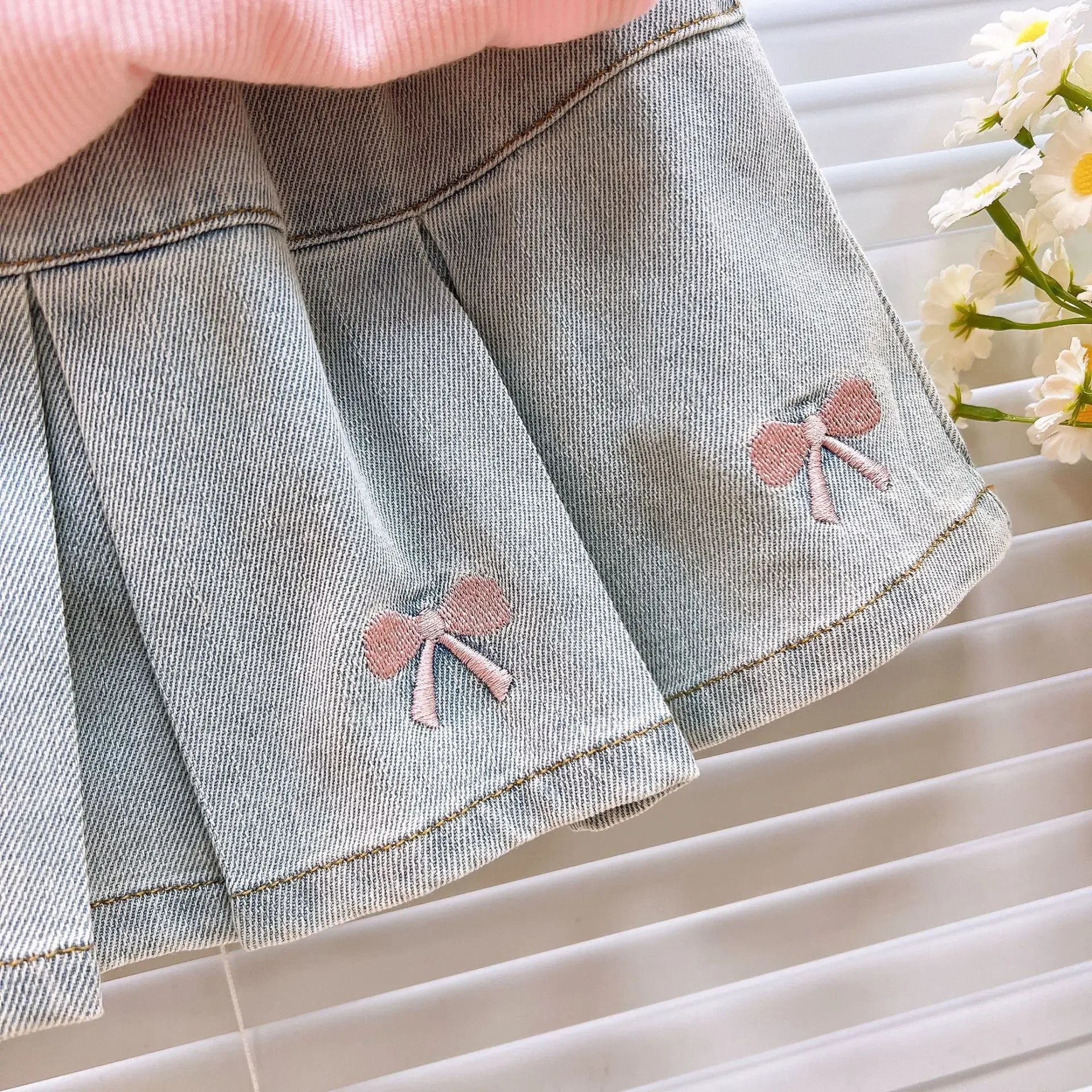 Children's Clothing Sets Cartoon Embroidered Lapel Sleeveless Top + Bow Embroidered Denim Skirt 2pcs Baby Girl Outfit Set