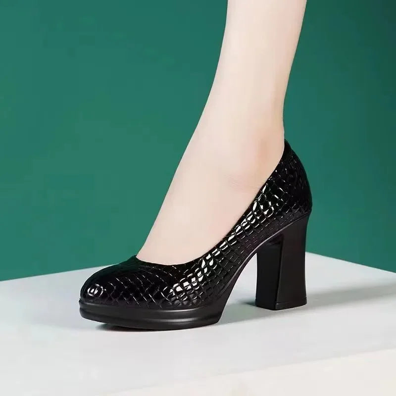 Sapatos Femininas Women Fashion Round Toe Black Plaid Pattern Slip on Chick High Heel Shoes Lady Casual White Work Pumps
