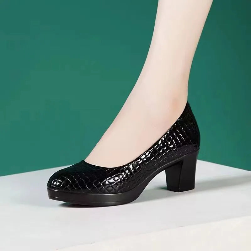 Sapatos Femininas Women Fashion Round Toe Black Plaid Pattern Slip on Chick High Heel Shoes Lady Casual White Work Pumps