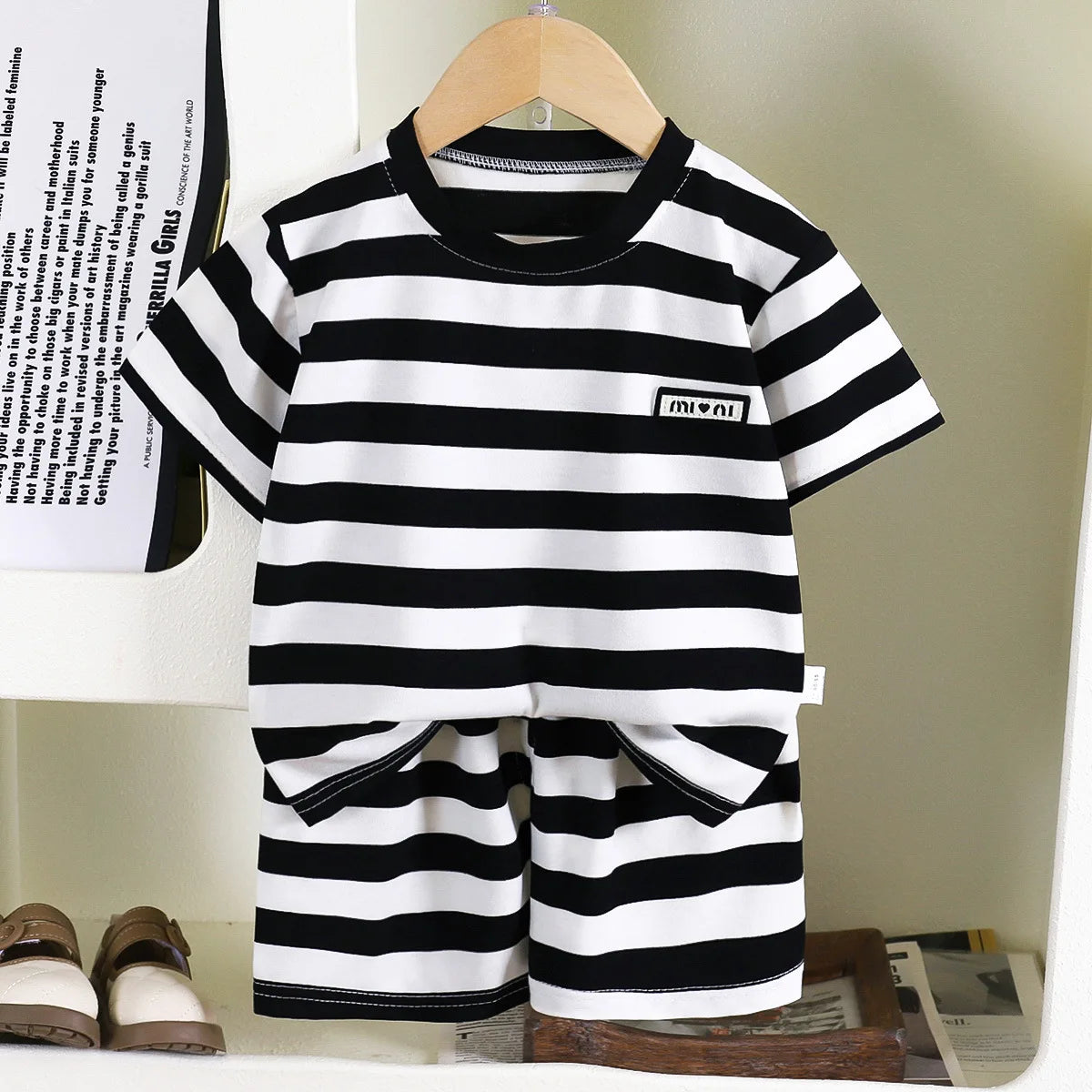 Children's short-sleeve stripe set, boys' black and white striped summer clothes, boy baby outwear short-sleeve shirt + shorts 2