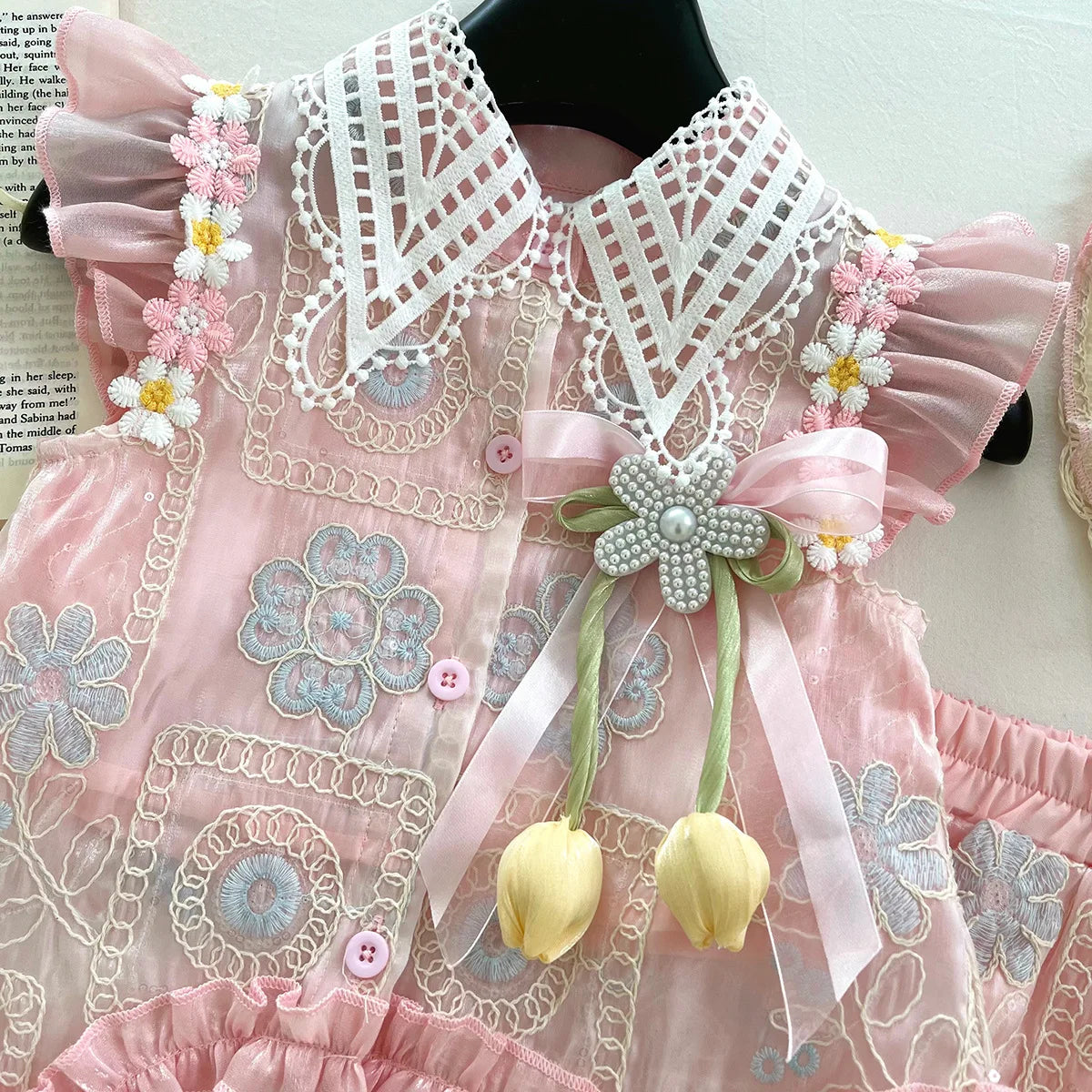 Baby Girls Summer Clothes Sweet Lace Embroidery Flowers 3pcs Sets Tops Shirts+shorts+hat,Kids Children Princess Clothes