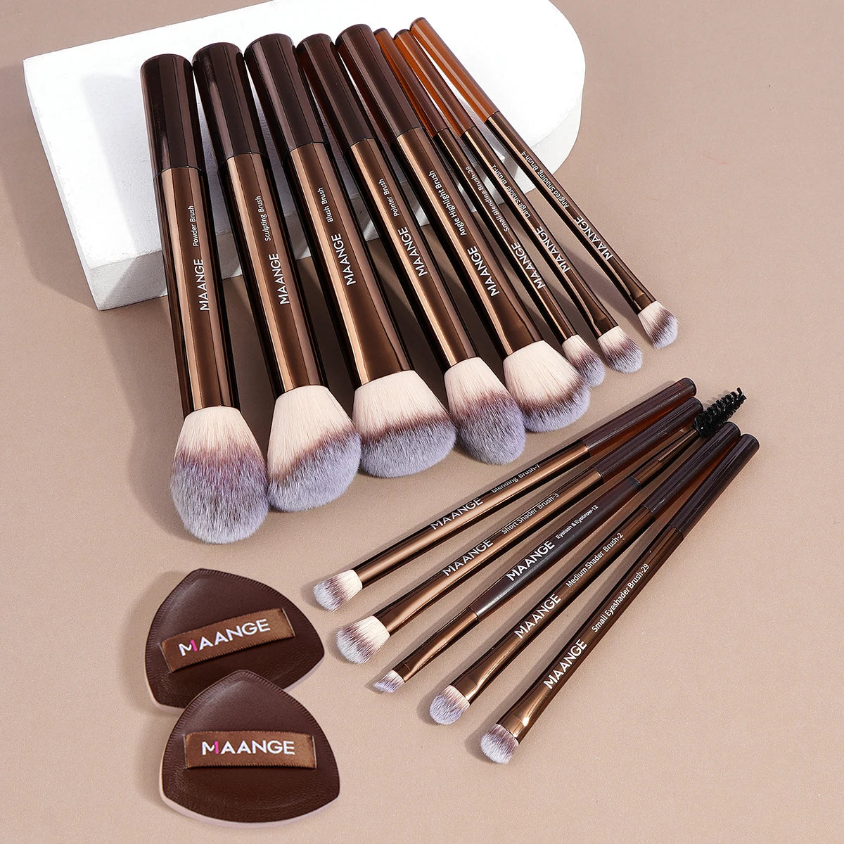 MAANGE 13pcs Premium Synthetic Hairs Makeup Brushes Soft Gentle for Foundation Eyeshadow Powder with 2pcs Air Cushion Puffs Kit