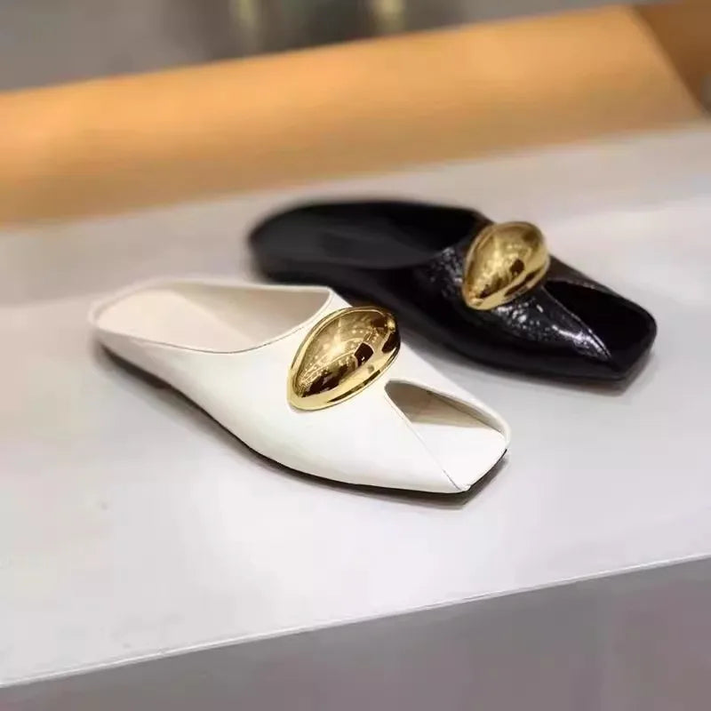 New  Elegant Temperament Metal Buckle Fish Mouth Slippers Fashionable Flat Shoes Cool Slippers Summer Trend