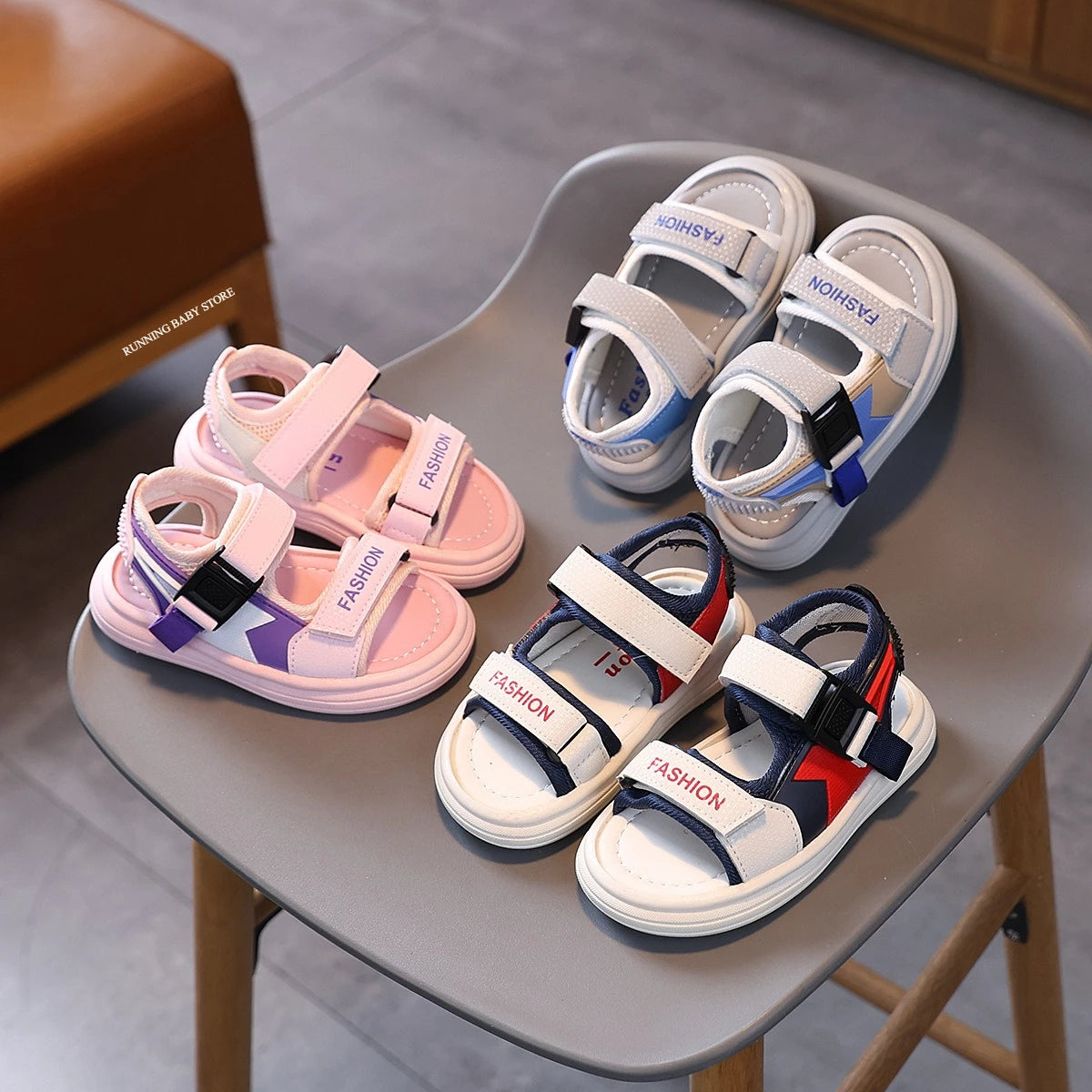 Lightweight Outdoor Sports Sandals Wear-resistant Boy Beach Shoes Non-Slip Sunnmer Fashion Flats Girls Breathable Sandals I05072