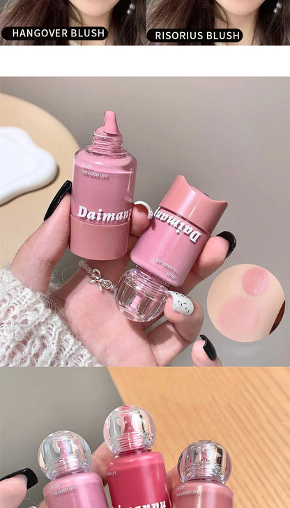 When You Put Blush in a Milk Bottle and Press It Lightly, the Makeup Becomes Clear and the Korean-Style Color Is Well Displayed, with the Color Rising up for a Light and Natural Look, and Is Easy to Apply.