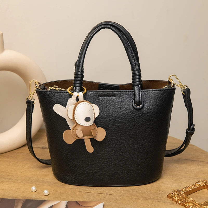 2024 New Bucket Bag for Women, Fashionable and Versatile, Handheld, Diagonal, High End, Single Shoulder, Small and Unique Design