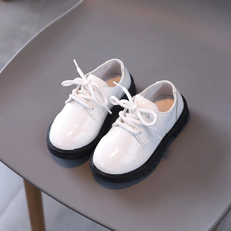Spring Autumn Kids Shoes Solid Black Children's Fashion Casual Kids Shiny PU Little Boy Leather Shoes Toddler Lace-up Mary Janes