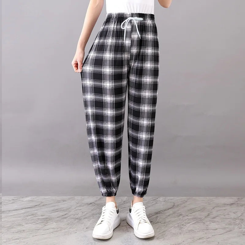 Summer Ladies Ice Silk Loose Casual Home Pants Elastic plus Size Mom Square Sports High Waist Straight Leg Length Nine Points