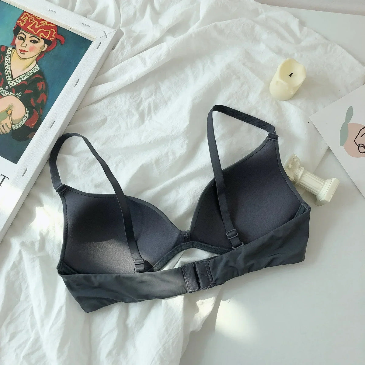 Bras for Women Seamless Backless Underwear Sexy Lingerie 3/4 Cup Bralette Top Wireless Brassiere Intimates Japanese Simple Bra