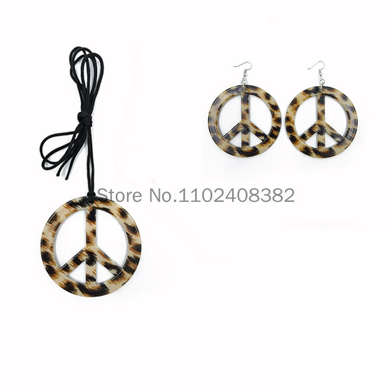 Women 70s 80s Hippie Cosplay Accessories Halloween Party Props Daisy Headband Sunglasses Peace Necklace Hippie Custome wearing