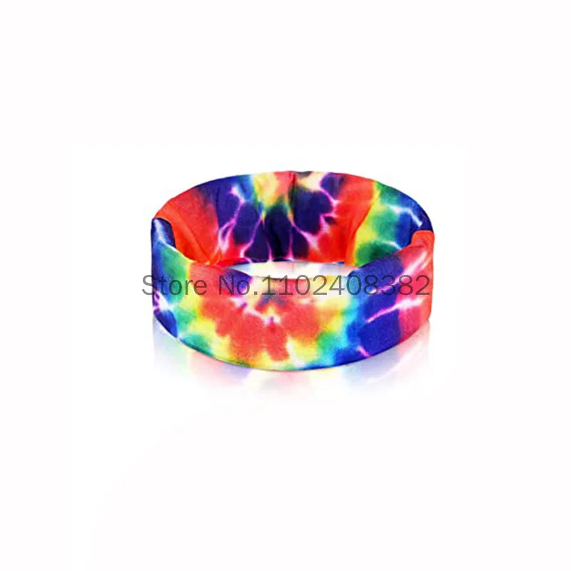 Women 70s 80s Hippie Cosplay Accessories Halloween Party Props Daisy Headband Sunglasses Peace Necklace Hippie Custome wearing