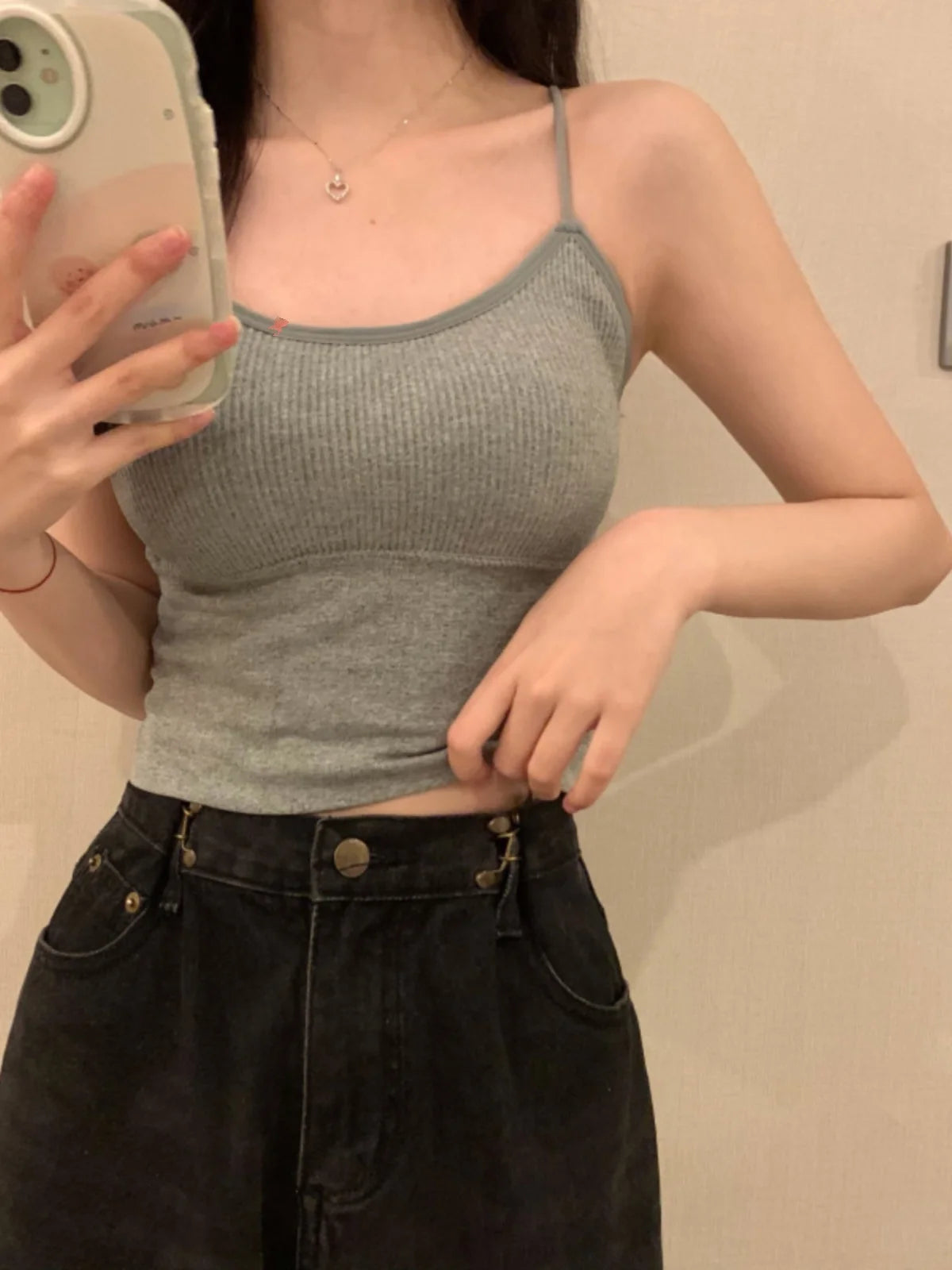 Sexy ort Strap Vest Women's Inner Wear with Chest Pad Autumn Winter ort Sle Bal Trendy Base irt for Young Women