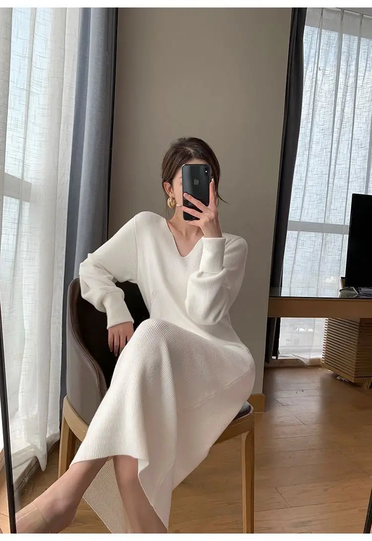 White Women's Dresses  Autumn Winter New V-neck French Style Dresses Vintage Elegant V-neck All-match Fashion Knitted Dress