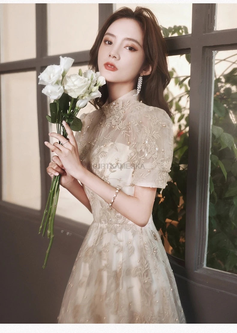 Elegant High Collar Evening Prom Bridesmaid Banquet Party Ball Dress Gown Short Sleeve Flower Embroidery Appliques Formal Dress