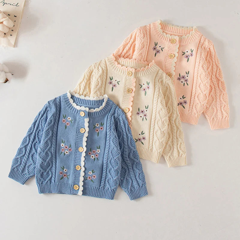 Winter Spring Baby Knitted Clothing Long Sleeved Floral Embroidery Knitting Coat Newborn Baby Girls Knitting Cardigan Sweater (Available)
