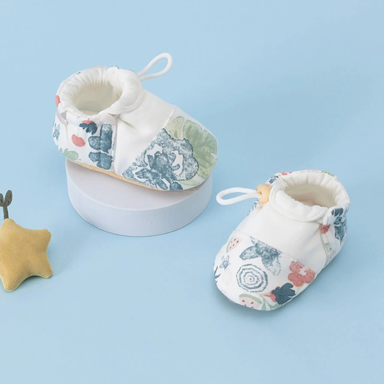 Baby Sneakers Anti-Slip Kids Soft Soled Shoes Spring Autumn Newborn First Walkers
