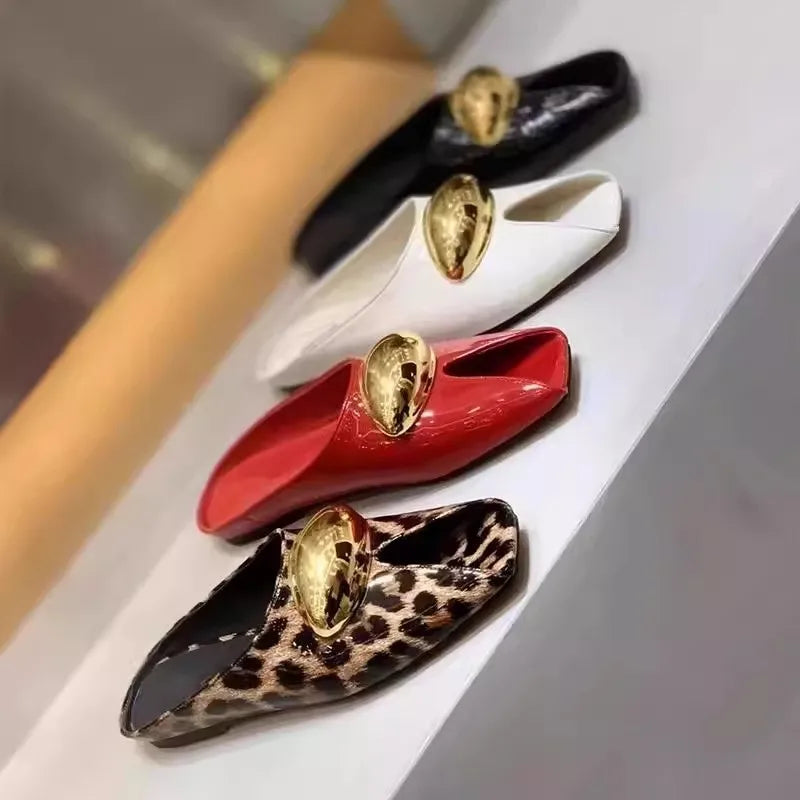 New  Elegant Temperament Metal Buckle Fish Mouth Slippers Fashionable Flat Shoes Cool Slippers Summer Trend
