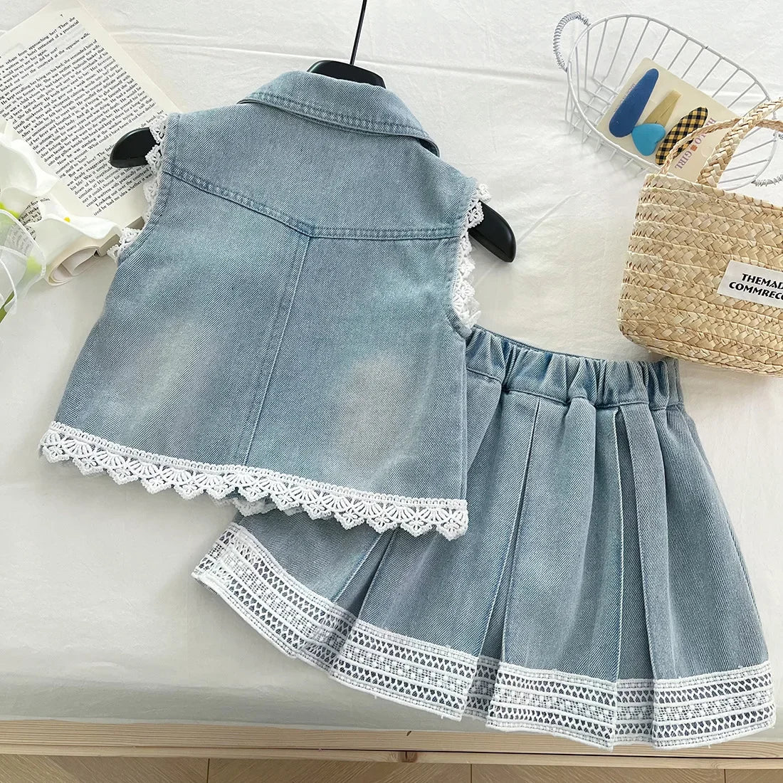 New Baby Girl Summer Denim Set, Children's Lace Splicing Top and Skirt Set