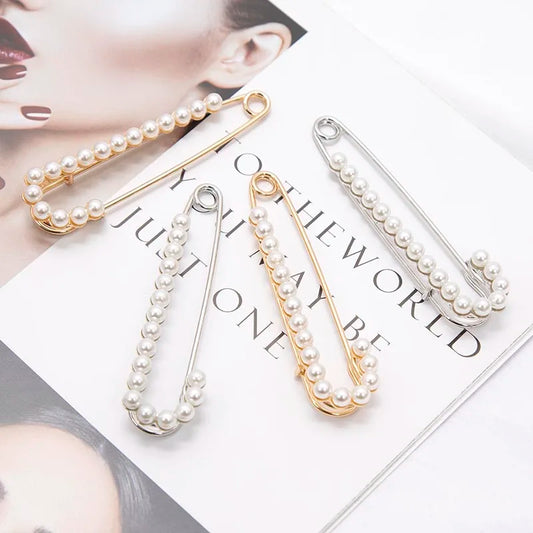 Women Trendy Popular Replica Pearl Decoration Tightening Waist Buckle Pin Coat Sweater Brooches Jewelry Accessories Girl Gift