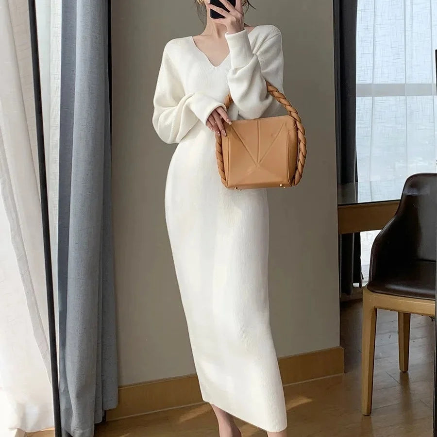 White Women's Dresses  Autumn Winter New V-neck French Style Dresses Vintage Elegant V-neck All-match Fashion Knitted Dress