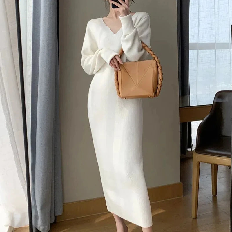 White Women's Dresses  Autumn Winter New V-neck French Style Dresses Vintage Elegant V-neck All-match Fashion Knitted Dress