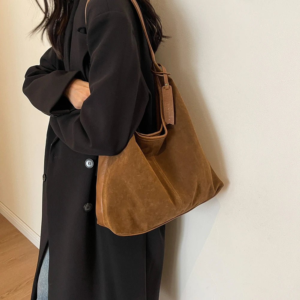 Women's Vintage Shoulder Tote Bag with large capacity, premium PU leather, zipper closure, and elegant everyday design