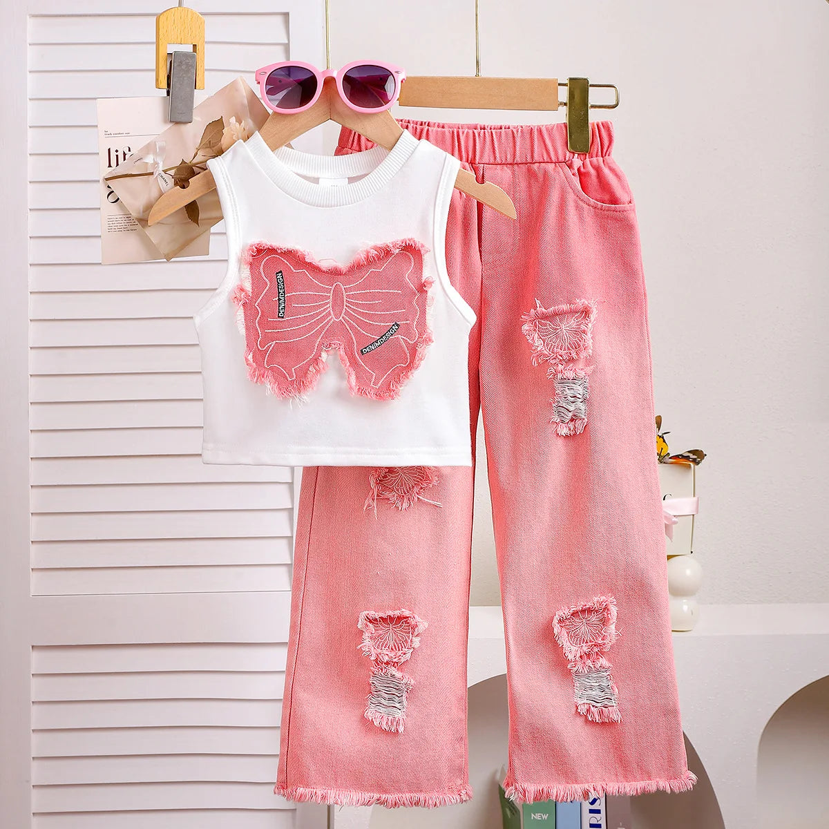 Unique Kid Set Summer Girl Sleeveless Applique Bow Camisole Top Ripped Denim Pants Two-Piece Children Suit Casual Comfortable