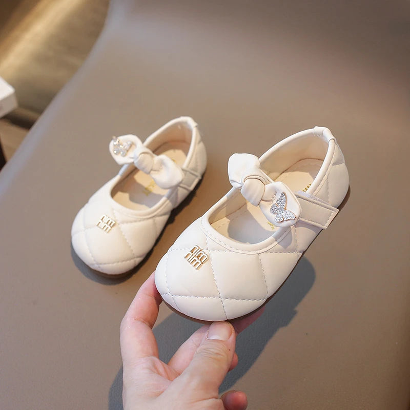Girls Leather Shoes 1-6 Years Old Beige Rhinestone Bow Performance Princess Shoes Khaki Soft Bottom with Children's Single Shoes