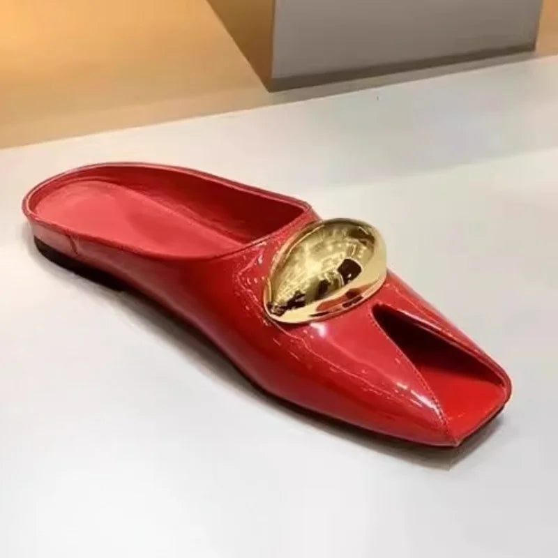New  Elegant Temperament Metal Buckle Fish Mouth Slippers Fashionable Flat Shoes Cool Slippers Summer Trend