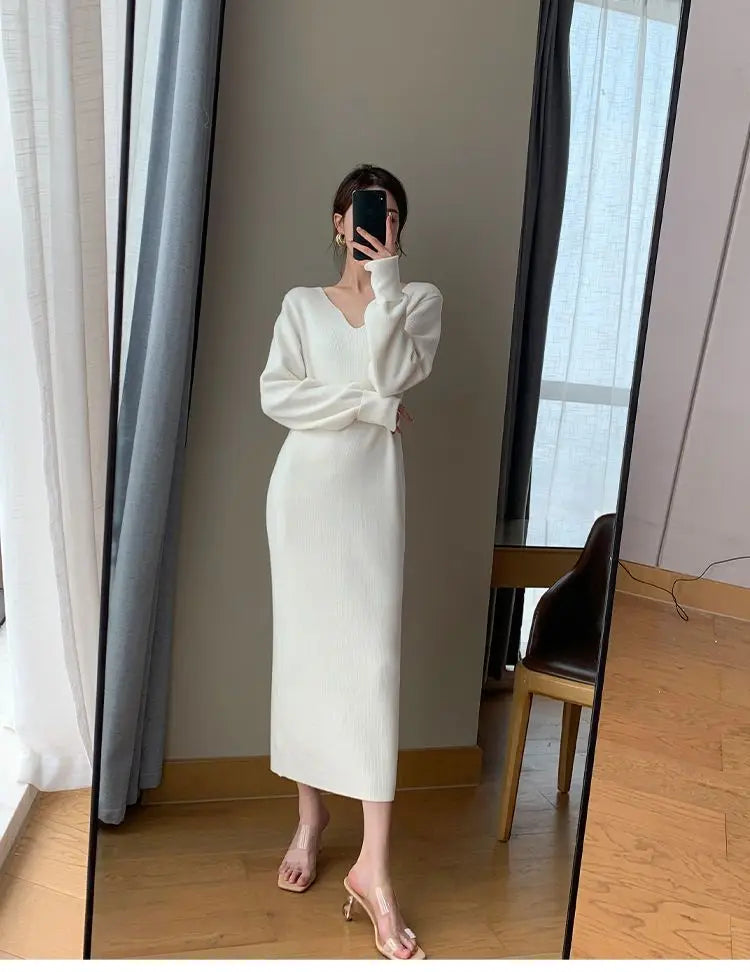 White Women's Dresses  Autumn Winter New V-neck French Style Dresses Vintage Elegant V-neck All-match Fashion Knitted Dress
