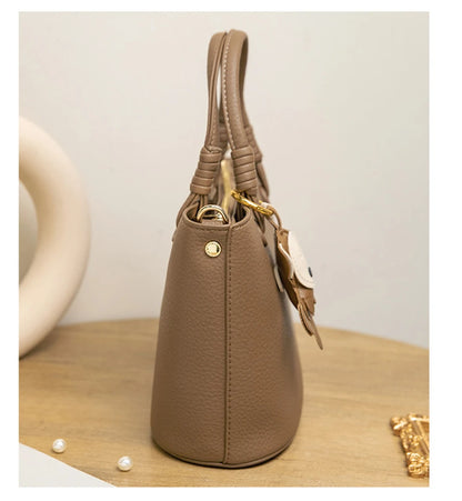 2024 New Bucket Bag for Women, Fashionable and Versatile, Handheld, Diagonal, High End, Single Shoulder, Small and Unique Design