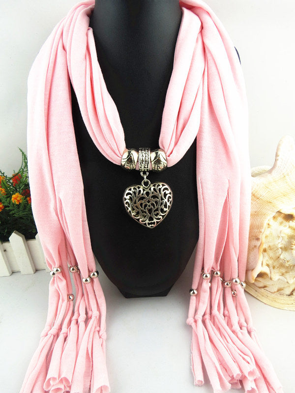 Pendant Scarf - Style 04